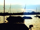 Sailboats Zurich: Spazierweg am See