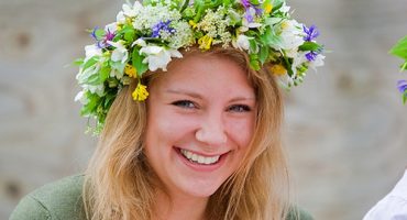 Mittsommernacht – Wenn ganz Schweden auf wackeligen Beinen steht
