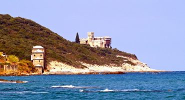 Frauenverbot auf Berg Athos in Griechenland bleibt