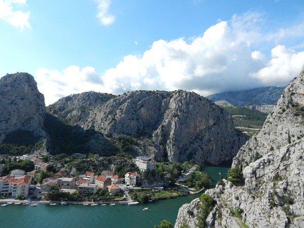 canyon-panorama-omis