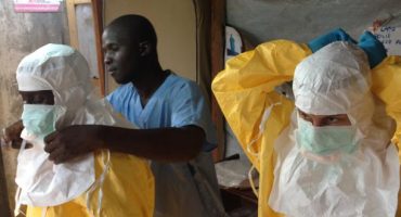Airlines stellen Flüge wegen Ebola-Epidemie ein