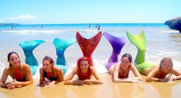 Schwimmschule für Meerjungfrauen