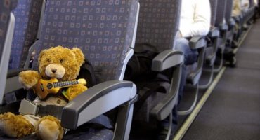 Fliegen mit Gitarre, Cello und Co.