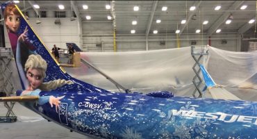 WestJet präsentiert Flugzeug im Frozen-Look