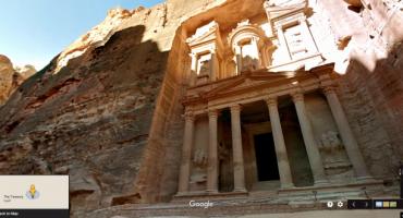 Google Street View besucht Rote Felsenstadt Petra