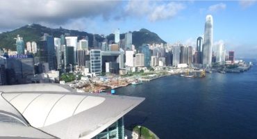 Eine Drohne über Hongkong