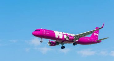 Isländische Airline fliegt mit einer Maschine namens TF-GAY nach San Francisco