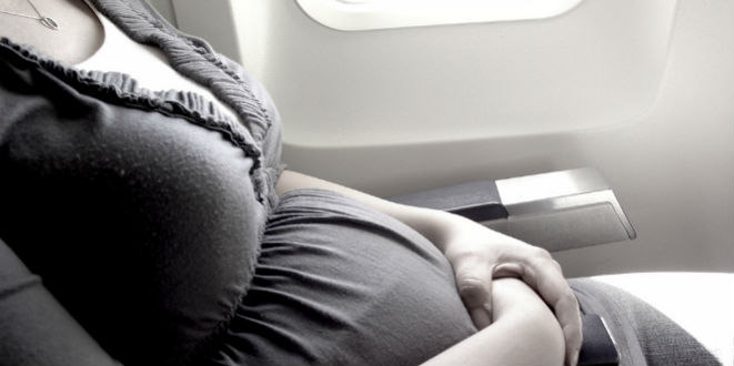 Schwanger Fliegen Darauf Sollten Sie Achten Reisemagazin