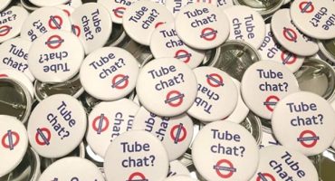 #tube_chat: Warum Londoner lieber eine Schlägerei anfangen würden, als sich in der U-Bahn zu unterhalten