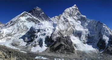 Mount Jedermann: Mehr Bergsteiger denn je besteigen 2017 den höchsten Berg der Erde